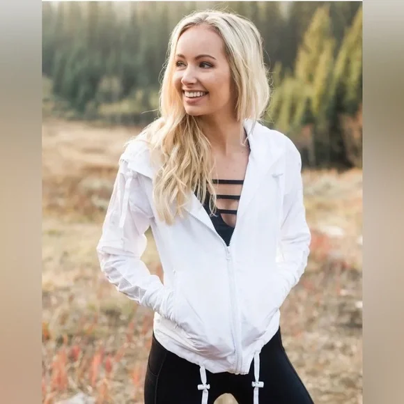 Zyia White Bomber Jacket Size XL and a lg - Picture 1 of 7